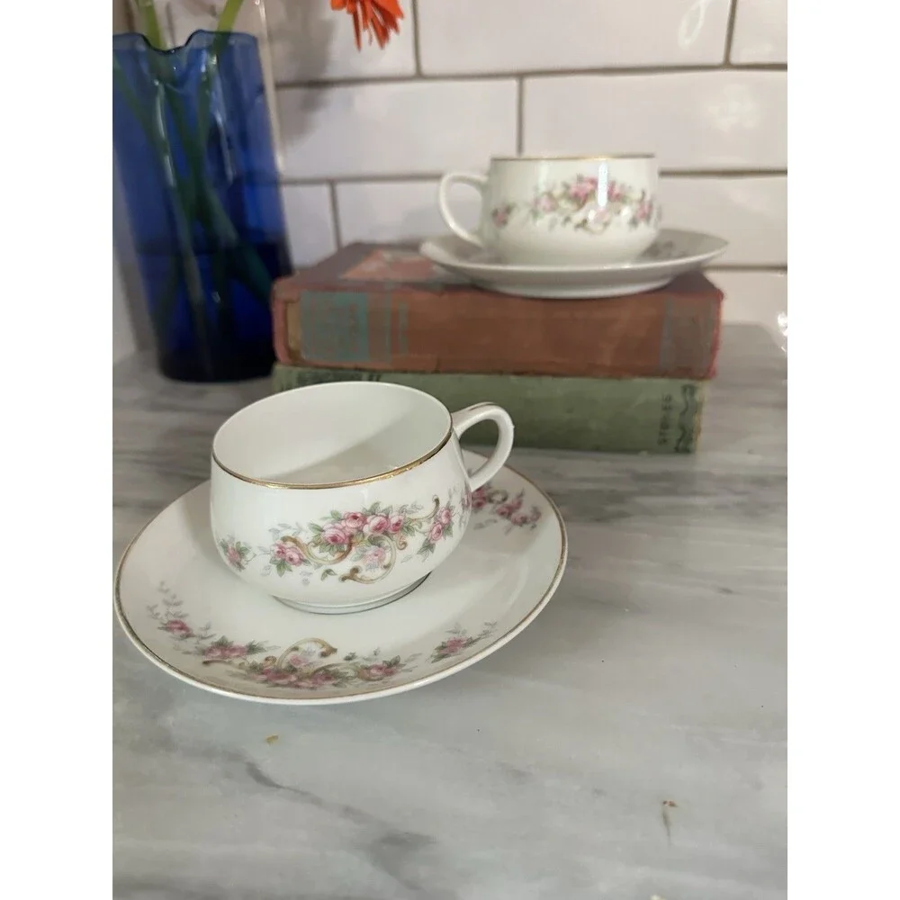Vintage Selb Paul Mueller Set Of 2 Tea Cups & Saucers Gold Trim Pink Roses
